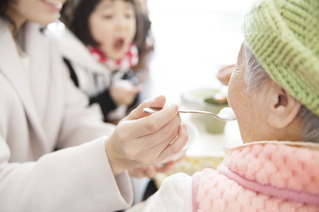 食事介護