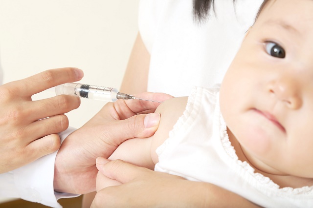 赤ちゃんとワクチン