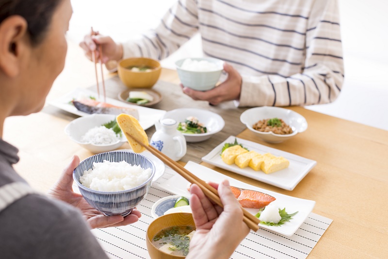 食事を楽しむ